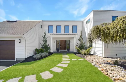 $1,999,999 | 24 Laura Lee Drive, Center Moriches, NY 11934