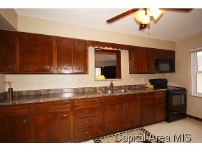 2120 Marland Street Springfield, IL 62702 - Photo 8 of 10
