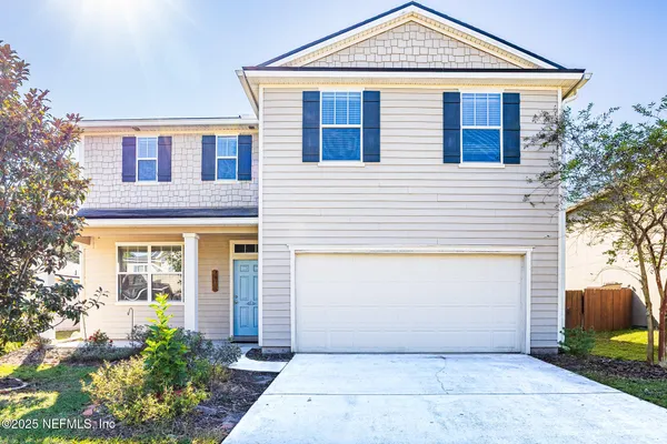 $2,000 | 2408 Bonnie Lakes Drive, Green Cove Springs, FL 32043