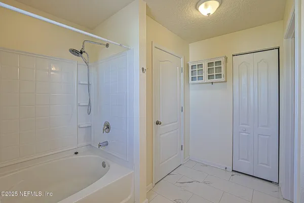 $2,000 | 2408 Bonnie Lakes Drive, Green Cove Springs, FL 32043