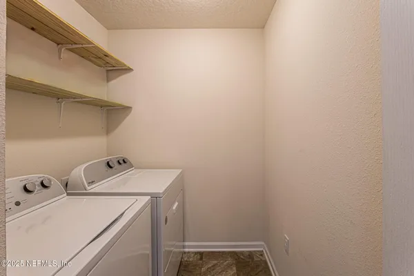 $2,000 | 2408 Bonnie Lakes Drive, Green Cove Springs, FL 32043