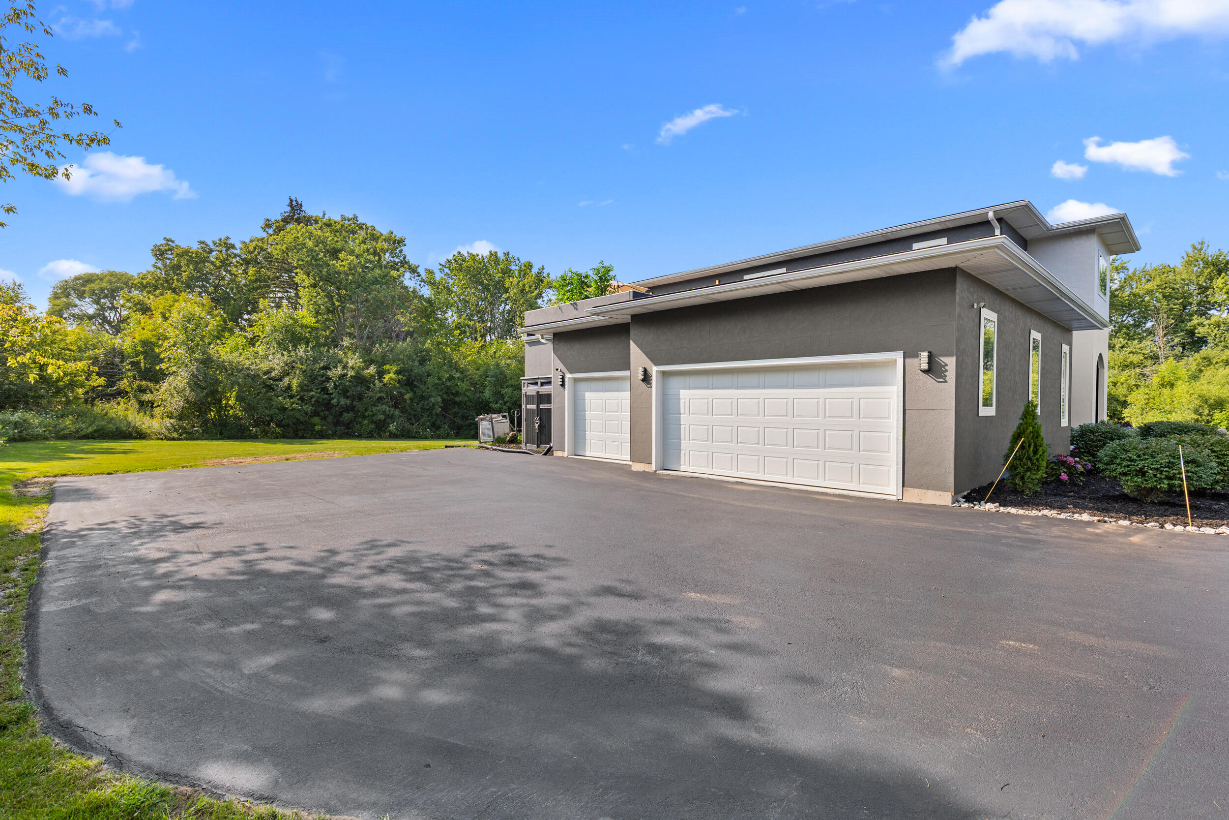 8825 North Spruce Road River Hills, WI 53217 - Photo 51 of 63 41_photo aug 20 2026, 3 26 30 am (1)