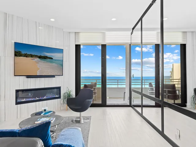$1,650,000 | 3450 South Ocean Boulevard, Unit LPH1, Highland Beach, FL 33487
