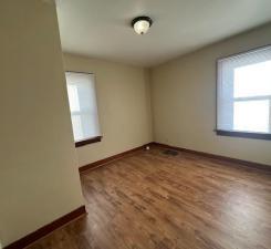 905 9th Avenue Southwest Austin, MN 55912 - Photo 5 of 9