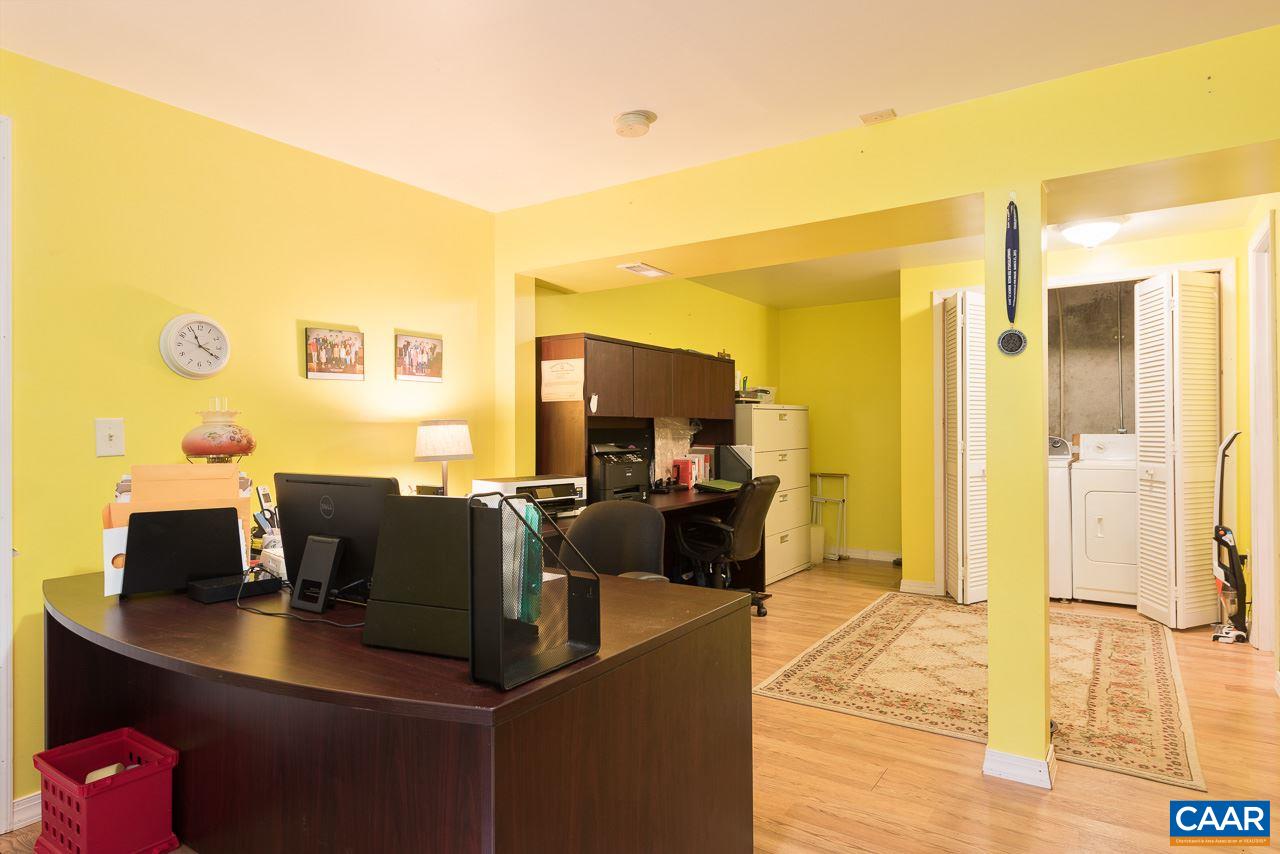 485 Carnation Road Ruckersville, VA 22968 - Photo 10 of 14 a view of a workspace with furniture