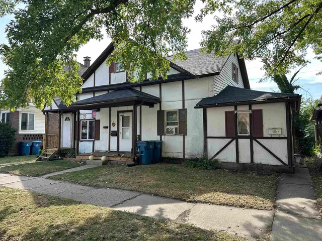 $45,000 | 125 3rd Street, Savanna, IL 61074