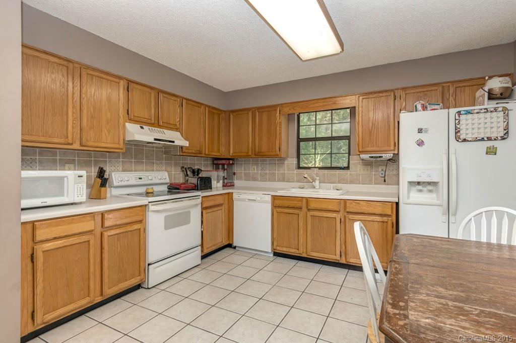 1895 Plyler Road Rock Hill, SC 29730 - Photo 12 of 17 Gallery Image 12