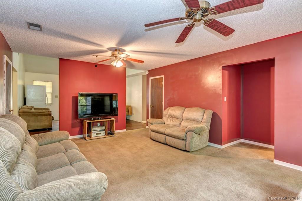 1895 Plyler Road Rock Hill, SC 29730 - Photo 3 of 17 Gallery Image 3