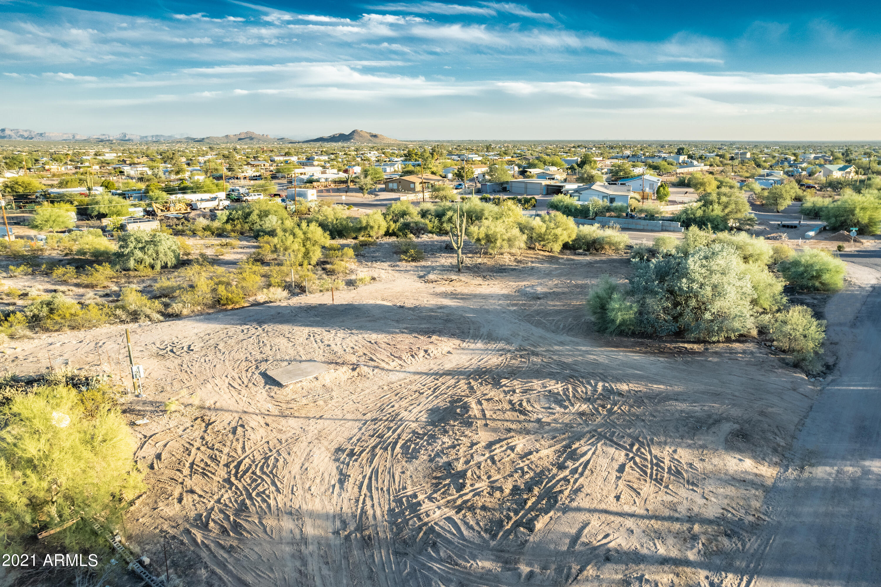335 South Vista Road Apache Junction, AZ 85119 - Photo 13 of 22 103-04-026B_13