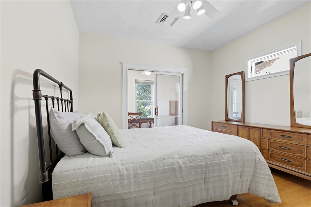 415-417 Washington Street Winchester, MA 01890 - Photo 16 of 41