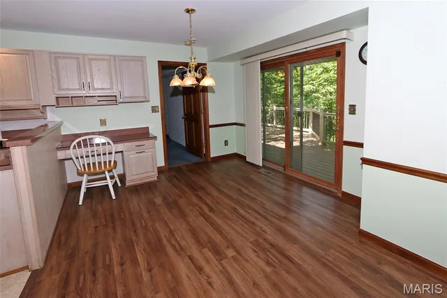 $375,000 | 7 West North Street, Eureka, MO 63025