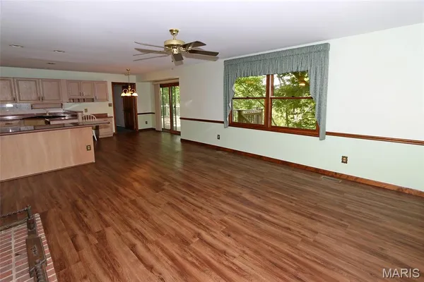 $350,000 | 7 West North Street, Eureka, MO 63025