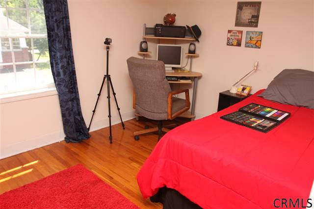 81 Boght Road Colonie, NY 12189 - Photo 8 of 14 Photo 8
