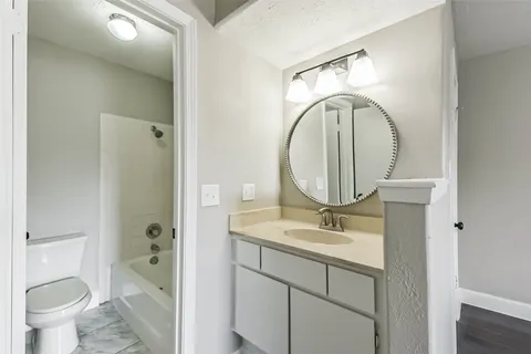 $117,900 | 250 El Dorado Boulevard, Unit 189, Webster, TX 77598