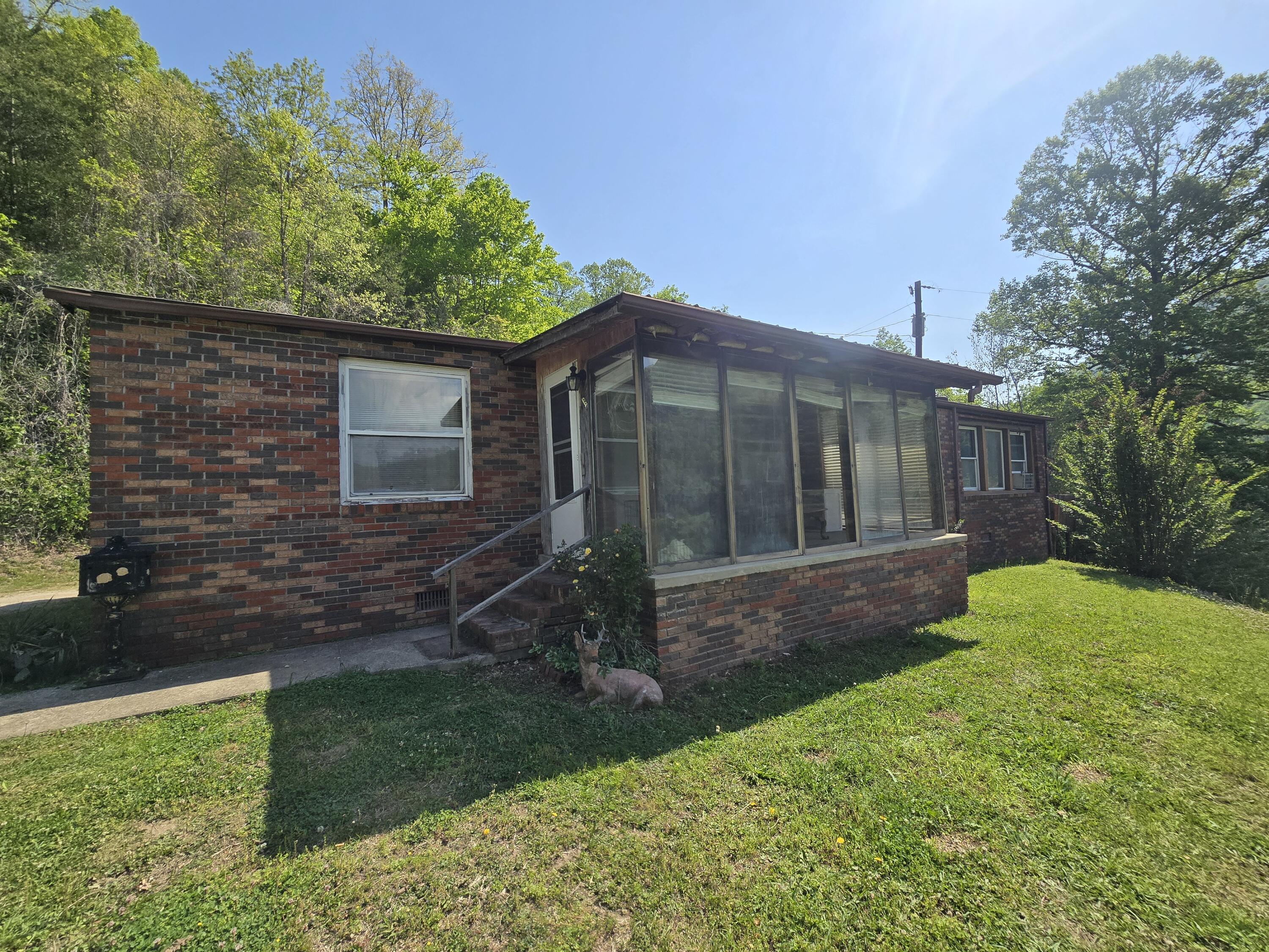 391 Rose Road Pineville, KY 40977 - Photo 1 of 32 20260424_112509