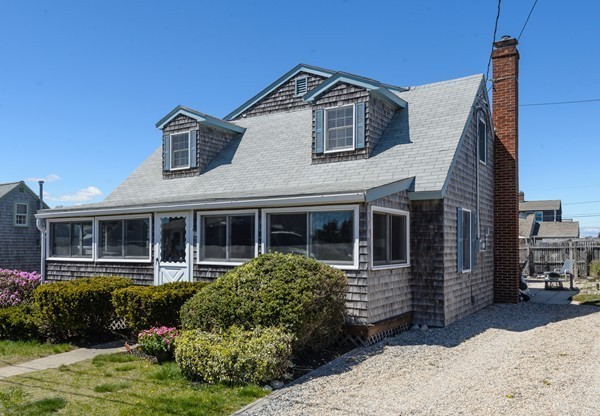 32 Farragut Road Marshfield, MA 02050 - Photo 2 of 27 Gallery Image 2