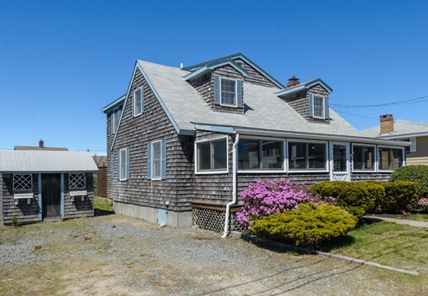 32 Farragut Road Marshfield, MA 02050 - Photo 4 of 27 Gallery Image 4