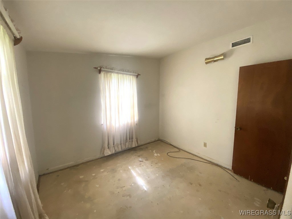 504 West Spring Avenue Geneva, AL 36340 - Photo 12 of 18 Gallery Image 12