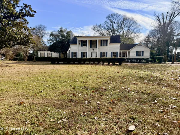 $499,000 | 2705 River Road, Greenwood, MS 38930