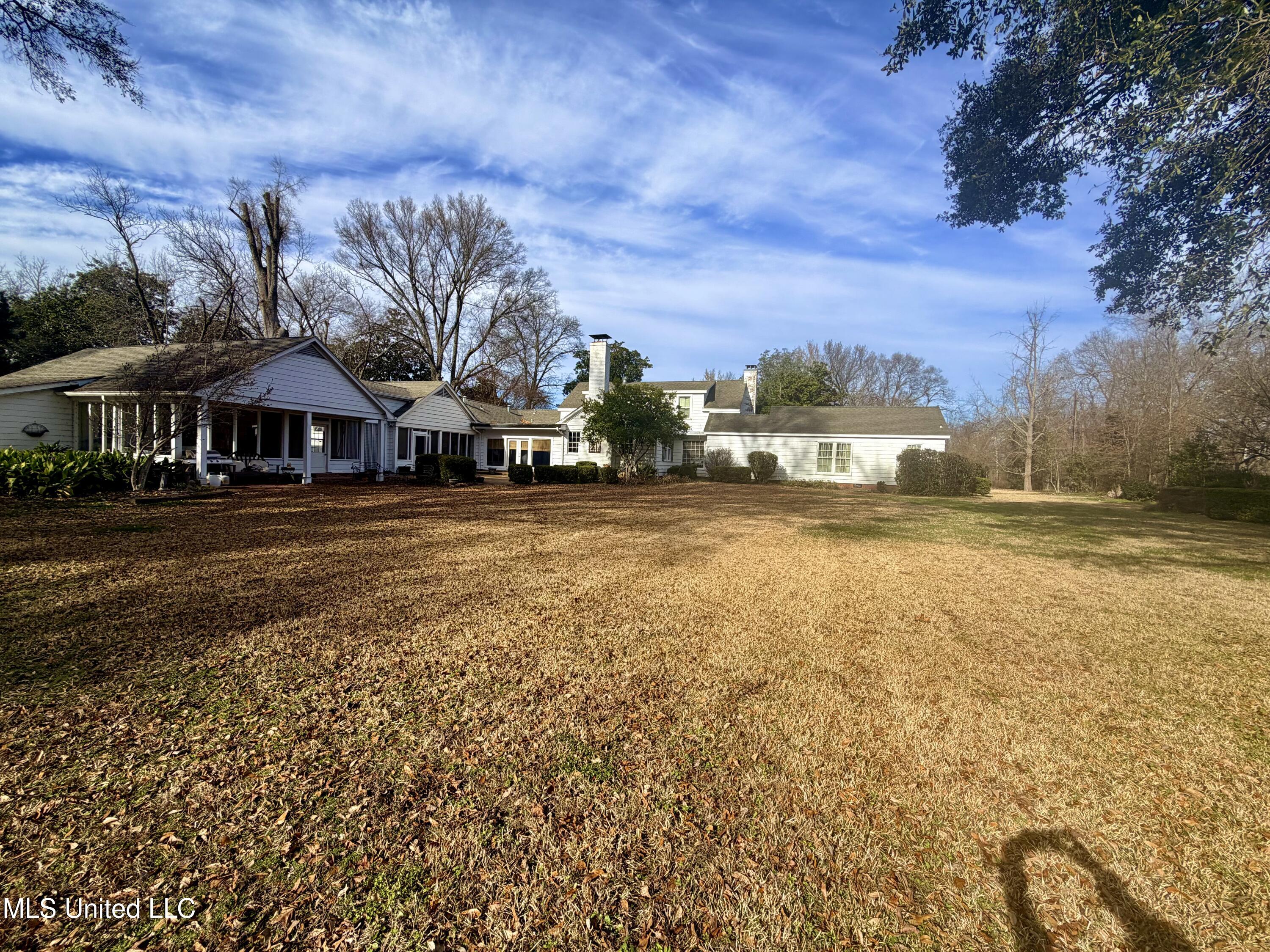 2705 River Road Greenwood, MS 38930 - Photo 7 of 35 IMG_7937