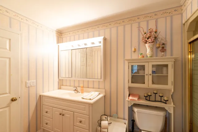 $418,000 | 2019 Gilboa Avenue, Zion, IL 60099