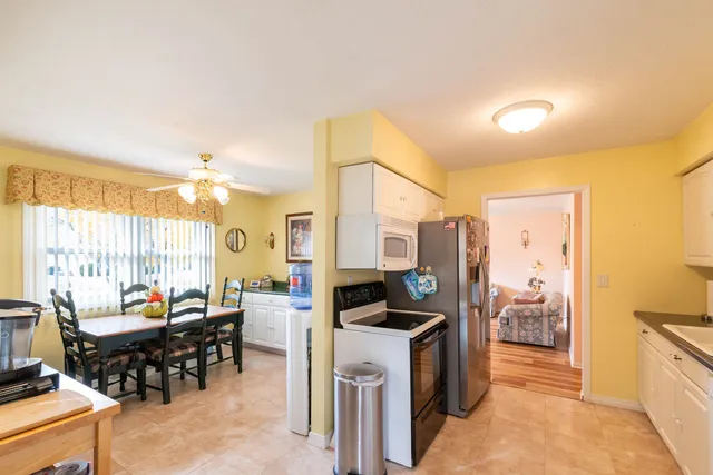 $418,000 | 2019 Gilboa Avenue, Zion, IL 60099