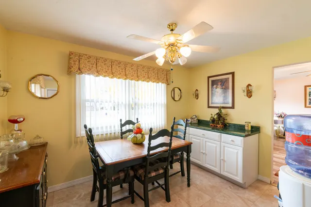 $418,000 | 2019 Gilboa Avenue, Zion, IL 60099