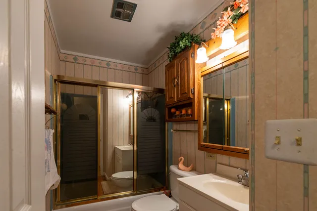 $418,000 | 2019 Gilboa Avenue, Zion, IL 60099