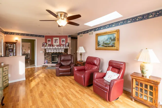 $418,000 | 2019 Gilboa Avenue, Zion, IL 60099