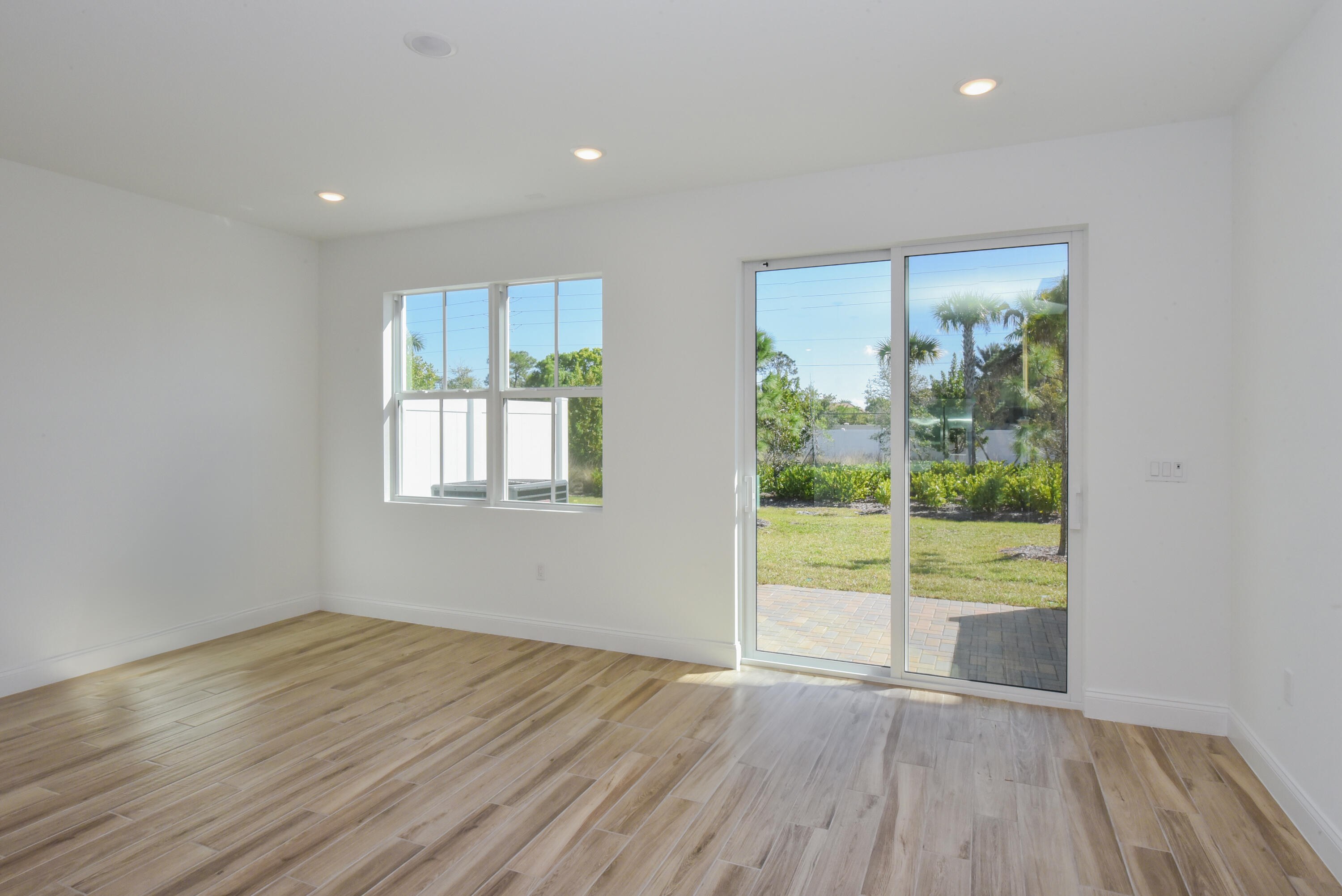 164 Southeast Birch Terrace Stuart, FL 34997 - Photo 28 of 42 164 SE Birch Ter Stuart FL-print-017-026