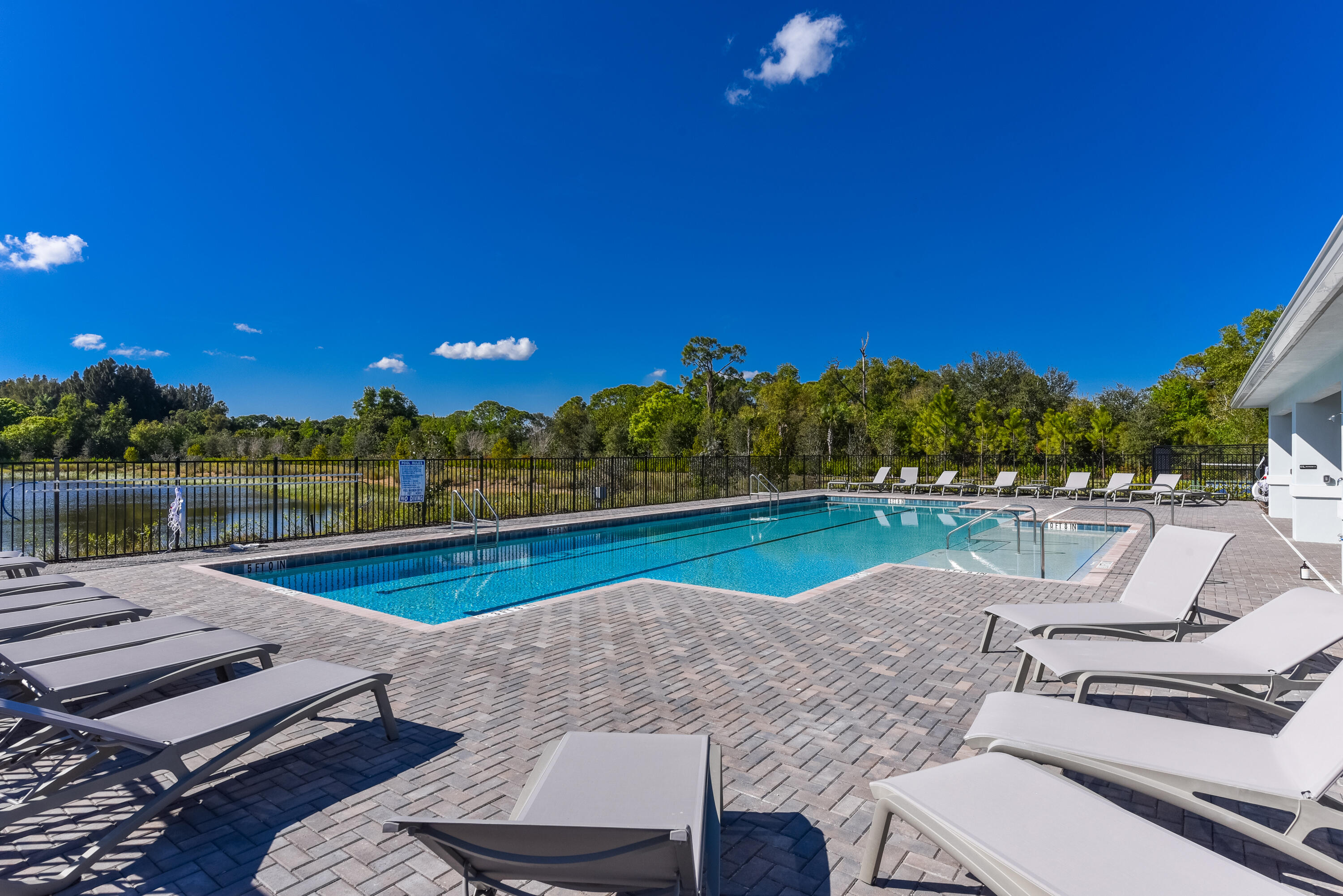 164 Southeast Birch Terrace Stuart, FL 34997 - Photo 38 of 42 164 SE Birch Ter Stuart FL-print-033-024