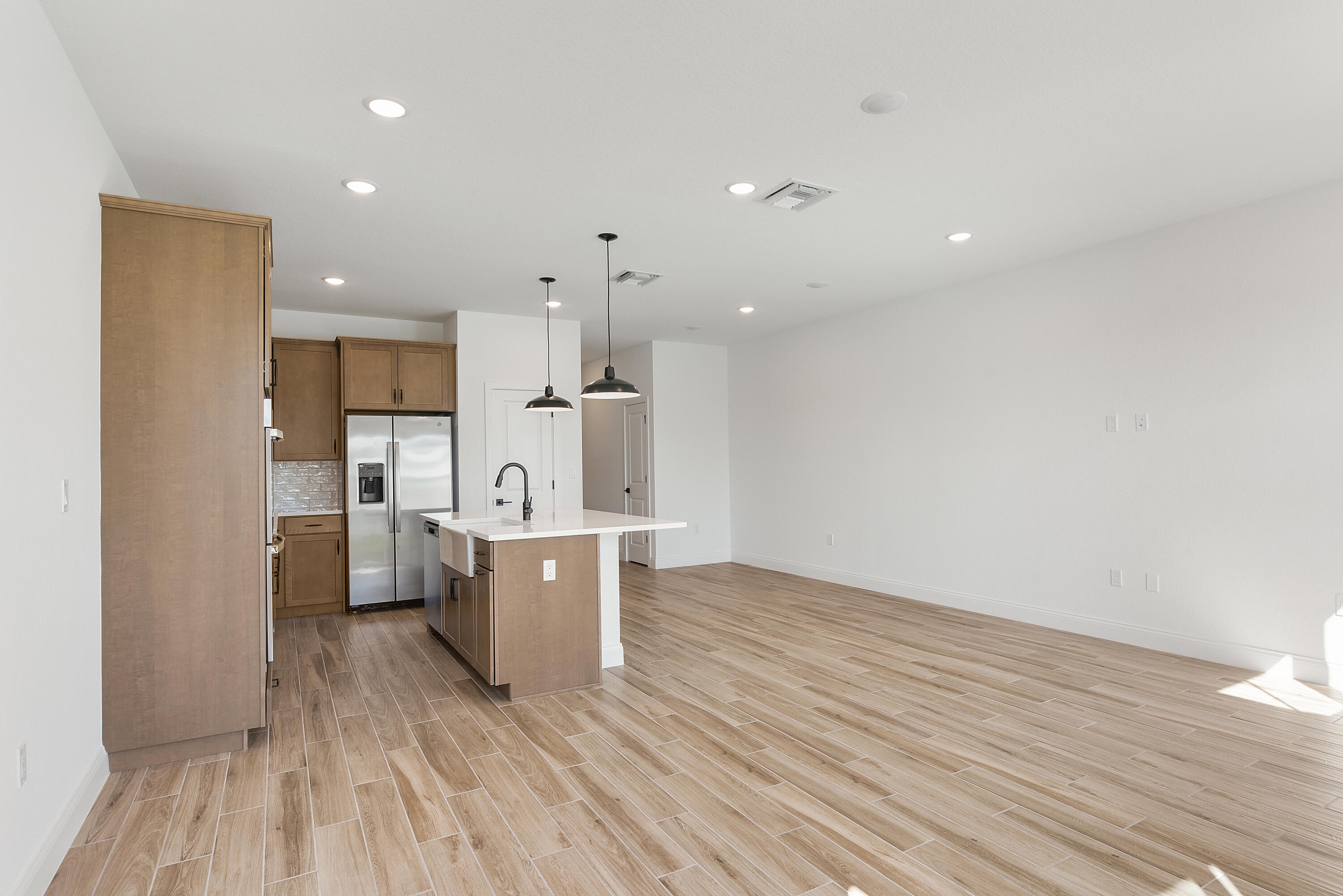 164 Southeast Birch Terrace Stuart, FL 34997 - Photo 6 of 42 164 SE Birch Ter Stuart FL-print-042-042