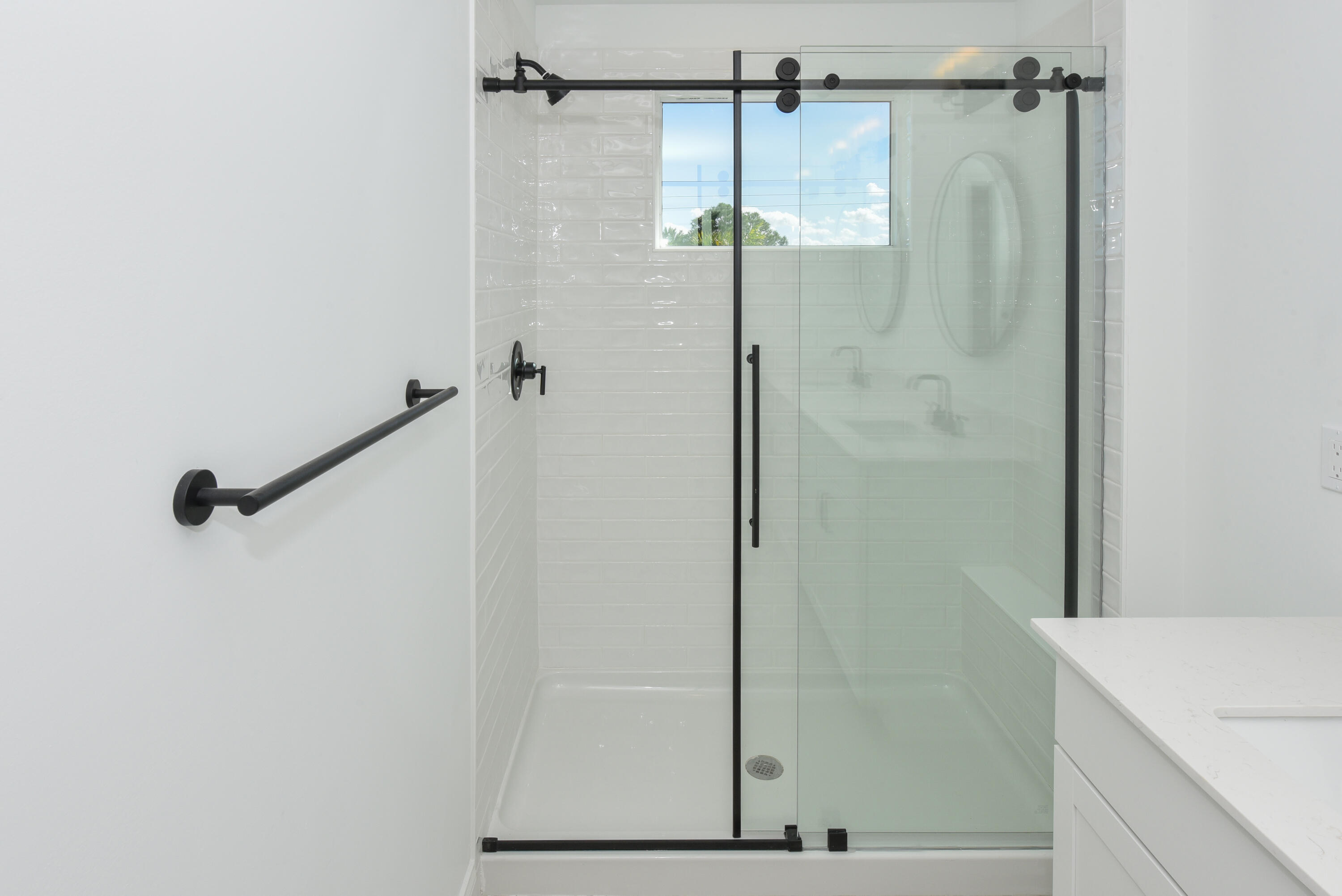 164 Southeast Birch Terrace Stuart, FL 34997 - Photo 8 of 42 164 SE Birch Ter Stuart FL-print-020-016