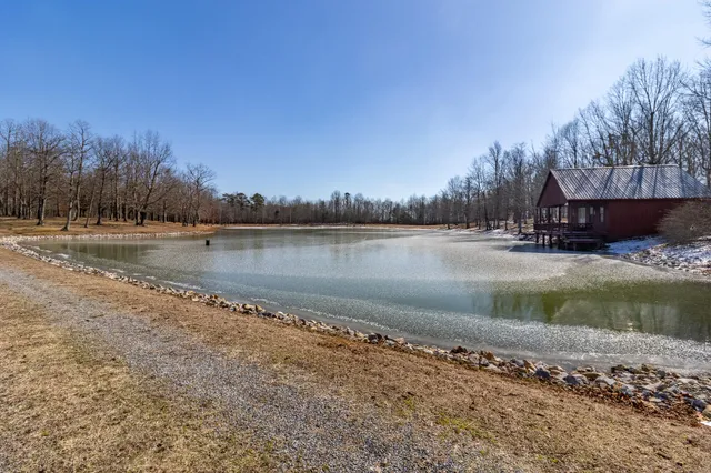 $650,000 | 1844 Hobbstown Road, Dunlap, TN 37327