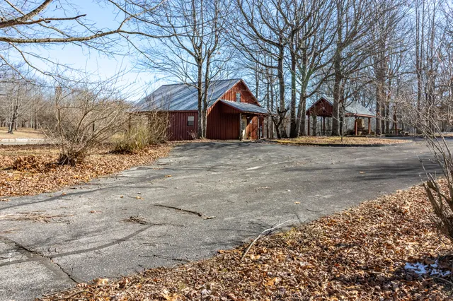 $650,000 | 1844 Hobbstown Road, Dunlap, TN 37327