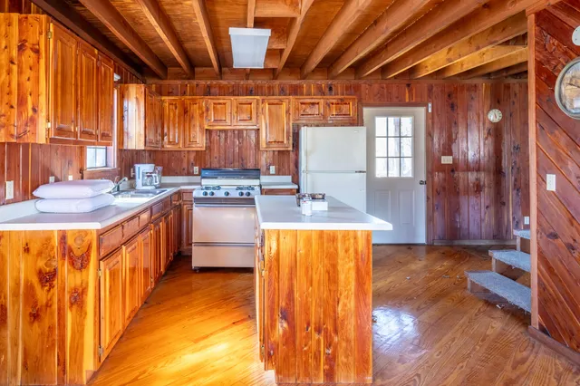 $650,000 | 1844 Hobbstown Road, Dunlap, TN 37327