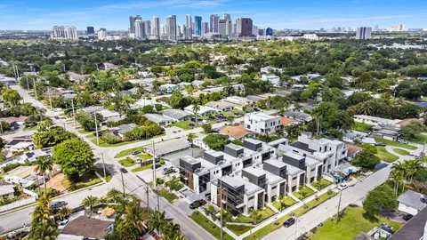 $1,777,000 | 843 Southwest 14th Court, Unit 843, Fort Lauderdale, FL 33315