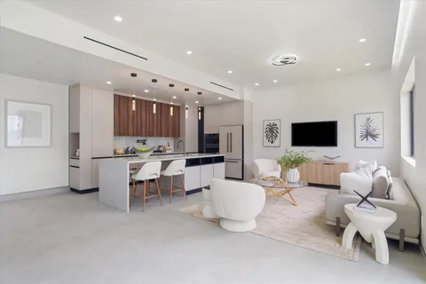 $1,777,000 | 843 Southwest 14th Court, Unit 843, Fort Lauderdale, FL 33315