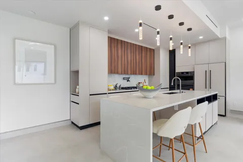 $1,777,000 | 843 Southwest 14th Court, Unit 843, Fort Lauderdale, FL 33315