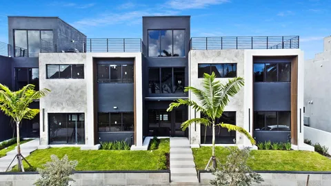 $1,777,000 | 843 Southwest 14th Court, Unit 843, Fort Lauderdale, FL 33315