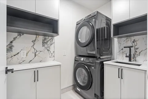 $1,777,000 | 843 Southwest 14th Court, Unit 843, Fort Lauderdale, FL 33315