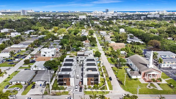 $1,777,000 | 843 Southwest 14th Court, Unit 843, Fort Lauderdale, FL 33315