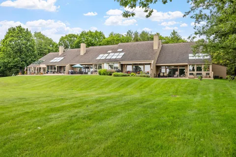 $1,675,000 | 4 Portside Drive, Unit 3, Moultonborough, NH 03254