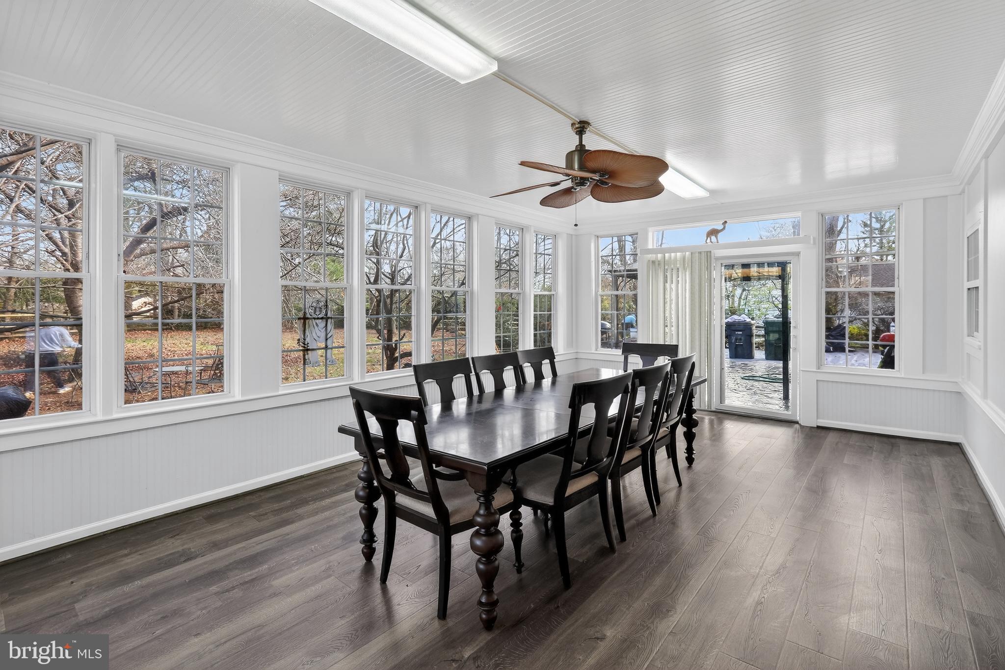 1857 Hunter Mill Road Vienna, VA 22182 - Photo 15 of 44