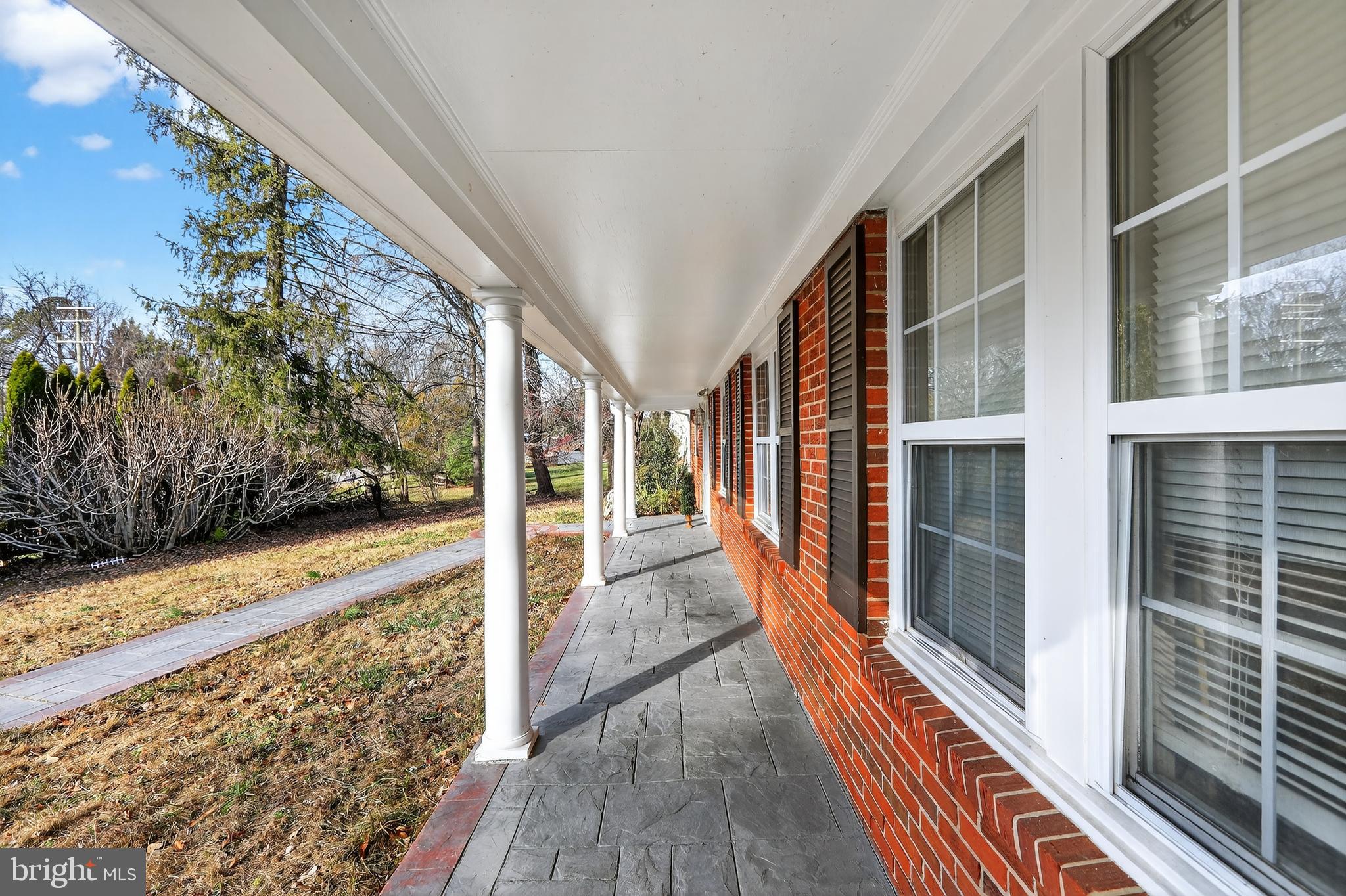 1857 Hunter Mill Road Vienna, VA 22182 - Photo 6 of 44