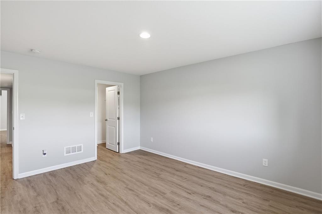 21709 North Ridge Peculiar, MO 64078 - Photo 29 of 60