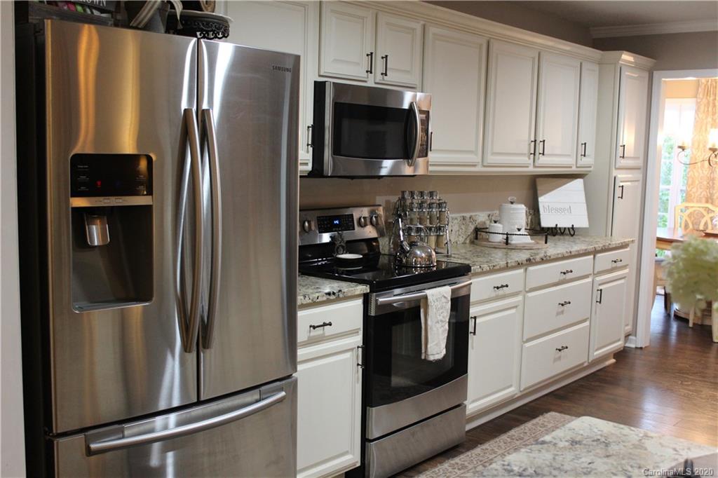 269 Farm Valley Road Fletcher, NC 28732 - Photo 25 of 31 Gallery Image 25