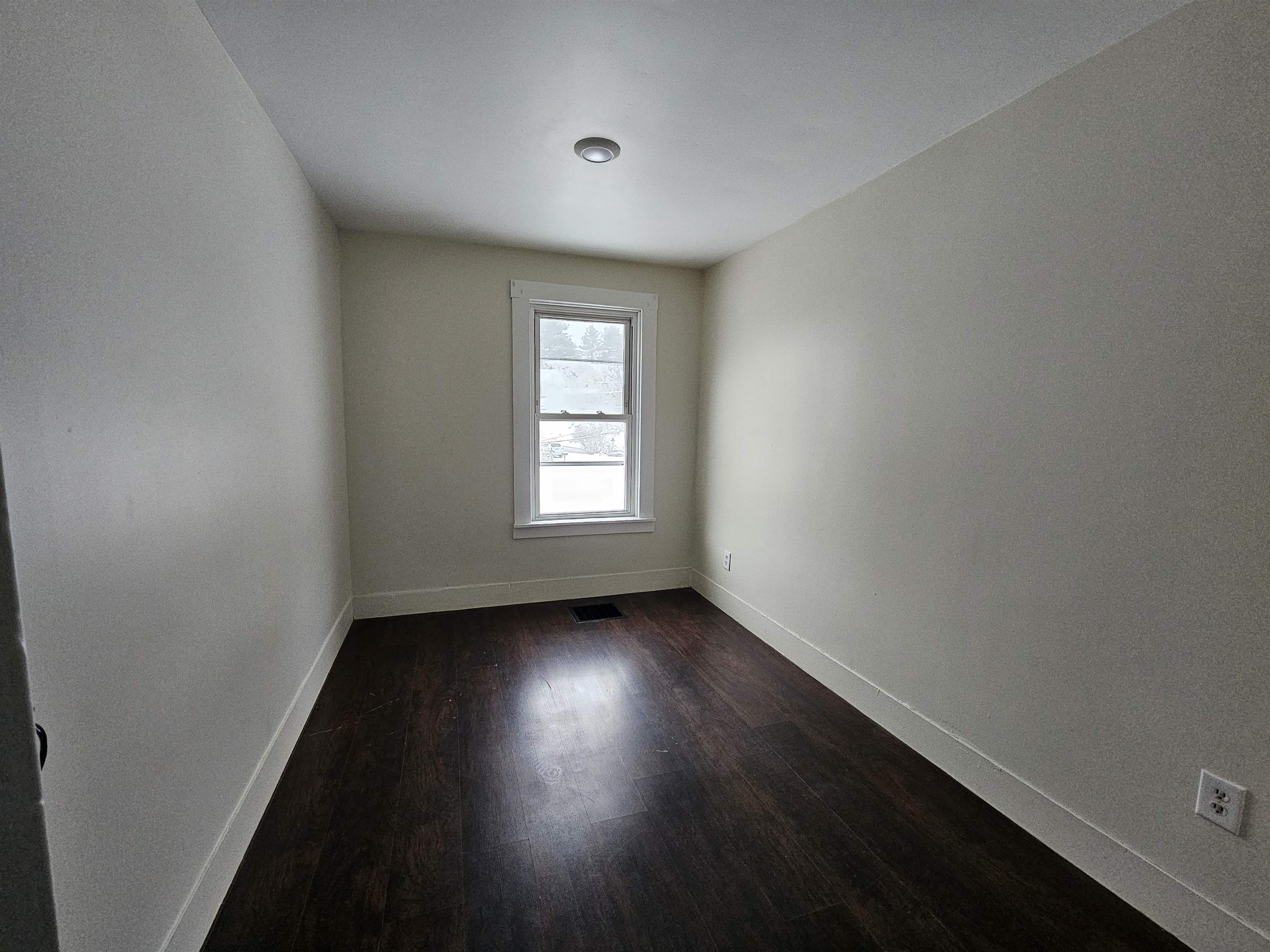 49 Winter Street Hardwick, VT 05843 - Photo 22 of 27