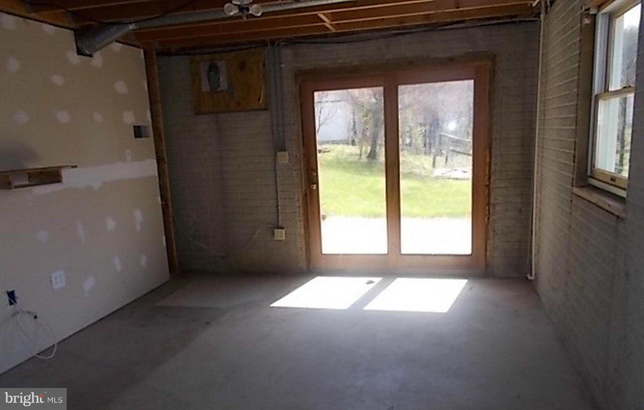815 East Deep Run Road Westminster, MD 21158 - Photo 11 of 11 Interior (General)