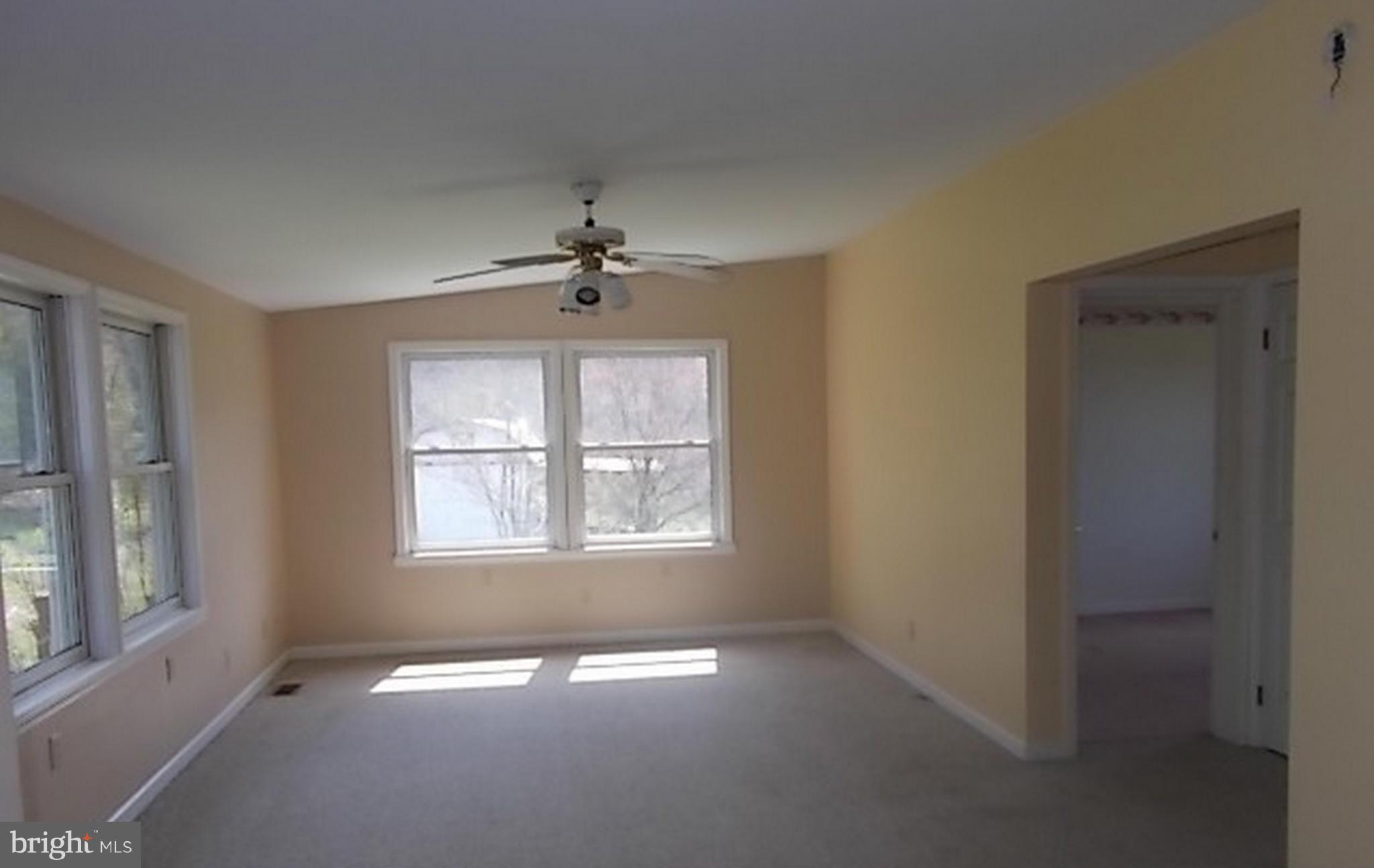 815 East Deep Run Road Westminster, MD 21158 - Photo 4 of 11 Dining Room
